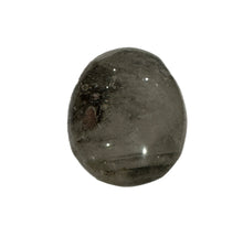 Load image into Gallery viewer, Garden Quartz Palm Stone