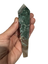 Load image into Gallery viewer, Moss Agate Wand