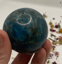 Load image into Gallery viewer, Apatite Spheres