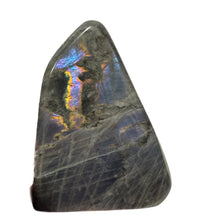 Load image into Gallery viewer, Labradorite Freeform