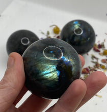 Load image into Gallery viewer, Labradorite Spheres