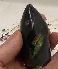 Load image into Gallery viewer, Labradorite Flame