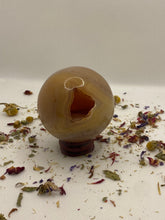 Load image into Gallery viewer, Agate Spheres
