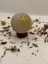 Load image into Gallery viewer, Agate Spheres