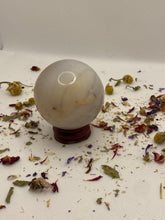 Load image into Gallery viewer, Agate Spheres
