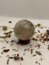Load image into Gallery viewer, Agate Spheres