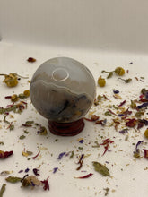 Load image into Gallery viewer, Agate Spheres