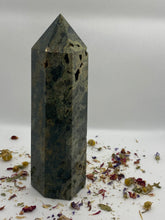 Load image into Gallery viewer, Ocean Jasper 17cm Tower