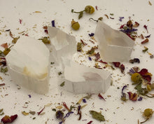 Load image into Gallery viewer, Selenite TV Stones