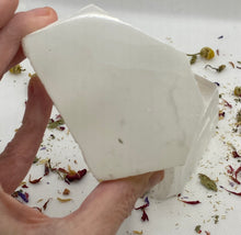 Load image into Gallery viewer, Selenite TV Stones