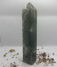 Load image into Gallery viewer, Moss Agate Tower
