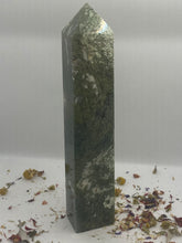 Load image into Gallery viewer, Moss Agate Tower