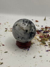 Load image into Gallery viewer, Moonstone Sphere