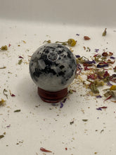 Load image into Gallery viewer, Moonstone Sphere
