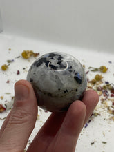 Load image into Gallery viewer, Moonstone Sphere