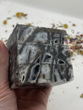 Load image into Gallery viewer, Sphalerite Floating Cube