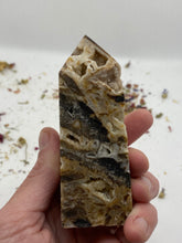 Load image into Gallery viewer, Sphalerite Tower