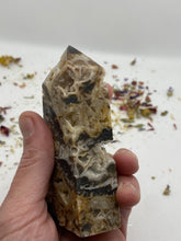 Load image into Gallery viewer, Sphalerite Tower