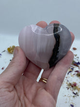 Load image into Gallery viewer, Mangano Smokey Heart