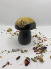 Load image into Gallery viewer, Septarian Mushroom