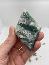 Load image into Gallery viewer, Moss Agate Diamond