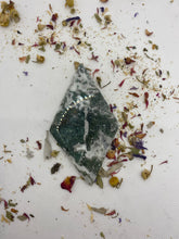 Load image into Gallery viewer, Moss Agate Diamond
