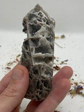 Load image into Gallery viewer, Sphalerite Tower