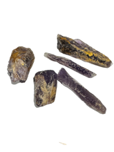 Load image into Gallery viewer, Amethyst Dog Teeth