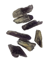 Load image into Gallery viewer, Amethyst Dog Teeth