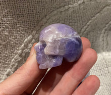 Load image into Gallery viewer, Mini Skull- Amethyst