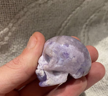 Load image into Gallery viewer, Mini Skull- Amethyst