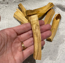 Load image into Gallery viewer, Palo Santo