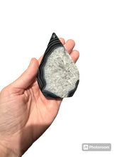 Load image into Gallery viewer, Black Agate Flame