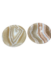 Load image into Gallery viewer, Aragonite Bowl