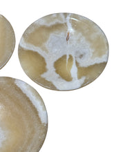 Load image into Gallery viewer, Aragonite Plate