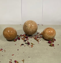 Load image into Gallery viewer, Peach Moonstone Sphere