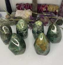 Load image into Gallery viewer, Chrysocolla Flame