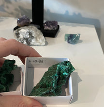 Load image into Gallery viewer, Silky Malachite
