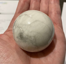 Load image into Gallery viewer, White Howlite Sphere 40mm
