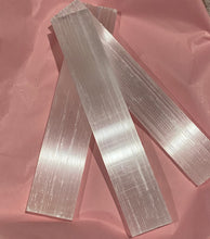 Load image into Gallery viewer, Selenite Rulers