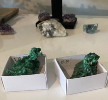 Load image into Gallery viewer, Silky Malachite