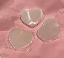 Load image into Gallery viewer, Selenite Heart Charging Plates