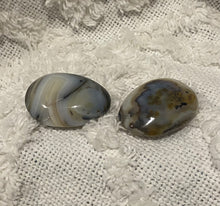 Load image into Gallery viewer, Dendritic Agate Palm