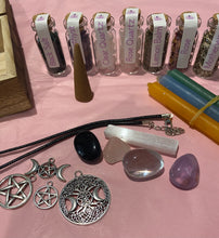 Load image into Gallery viewer, Mini Baby Witch Kit