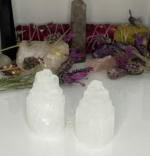 Load image into Gallery viewer, Selenite Tower