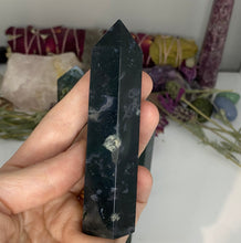 Load image into Gallery viewer, Moss Agate Towers