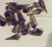 Load image into Gallery viewer, Raw Amethyst Dog Teeth A Grade