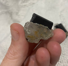 Load image into Gallery viewer, Tourmaline quartz specimen