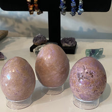 Load image into Gallery viewer, Phosphosiderite Egg