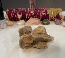 Load image into Gallery viewer, Feldspar Rough